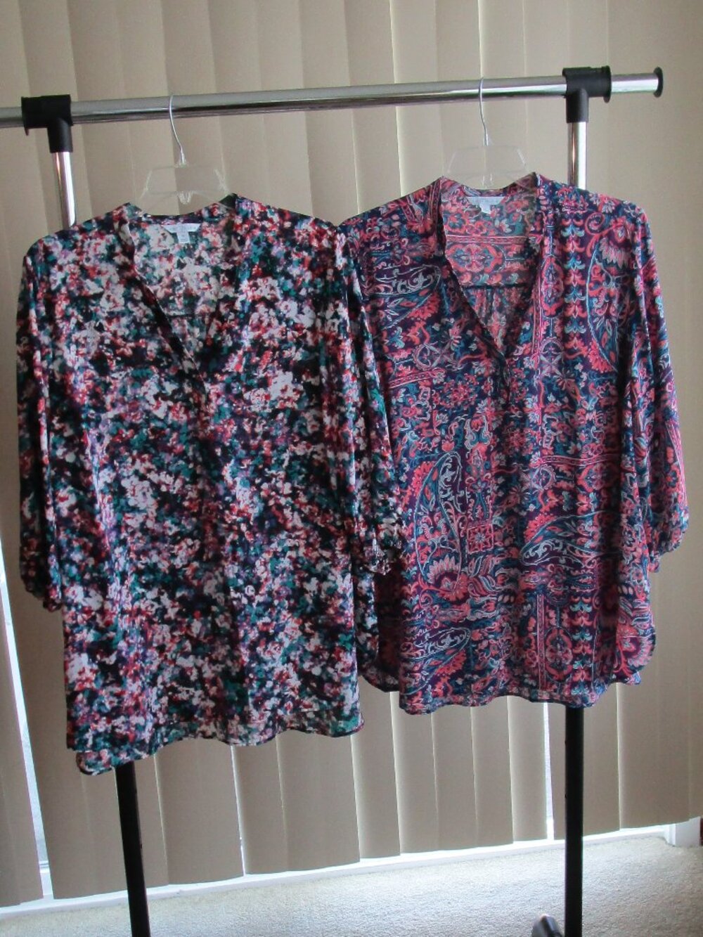 2 QTY Boutique 3/4 sleeve Blouses woman 2X - floral print multi-color